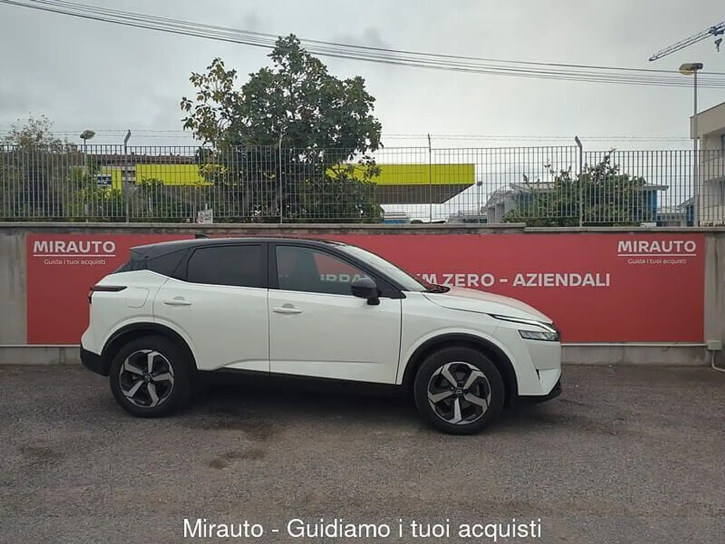 Nissan Qashqai 3ª serie Qashqai MHEV 158 CV Xtronic N-Connecta Bianco - 1