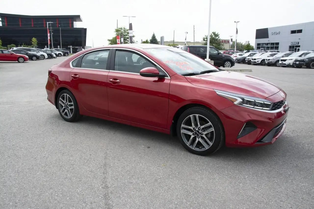 Kia Forte снимка Kia Forte