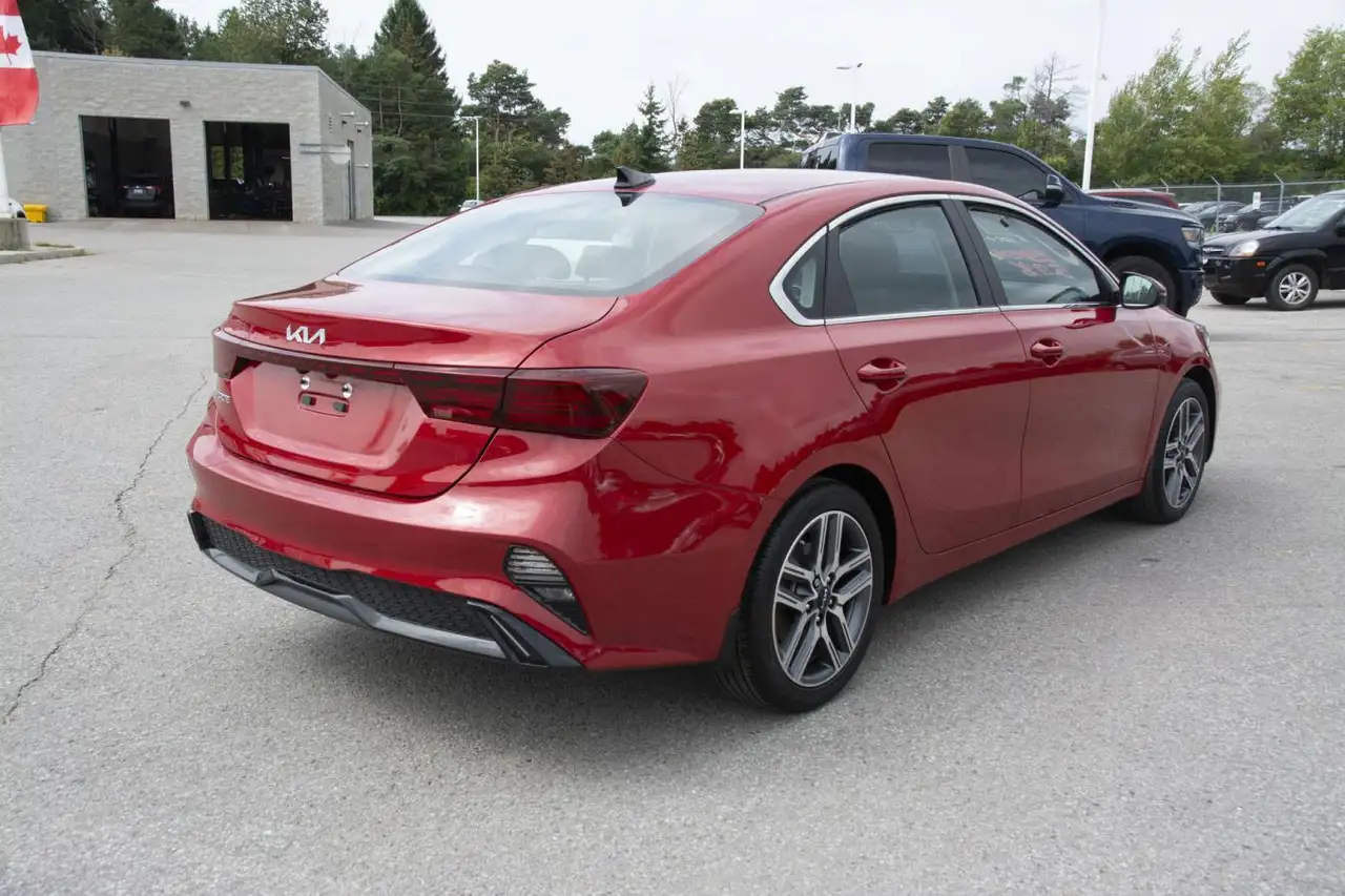Kia Forte снимка Kia Forte