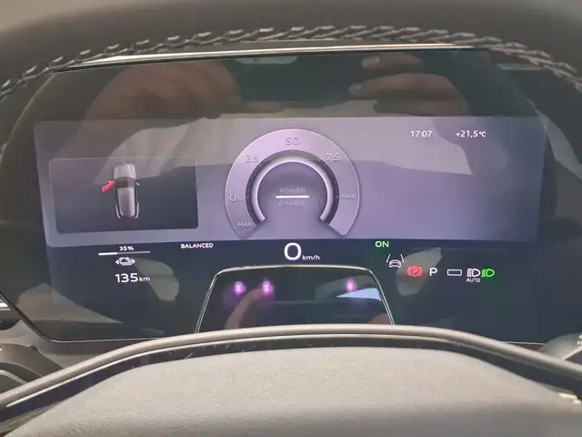 Audi Q6 E-Tron view 10