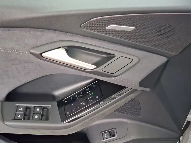 Audi Q6 E-Tron view 8