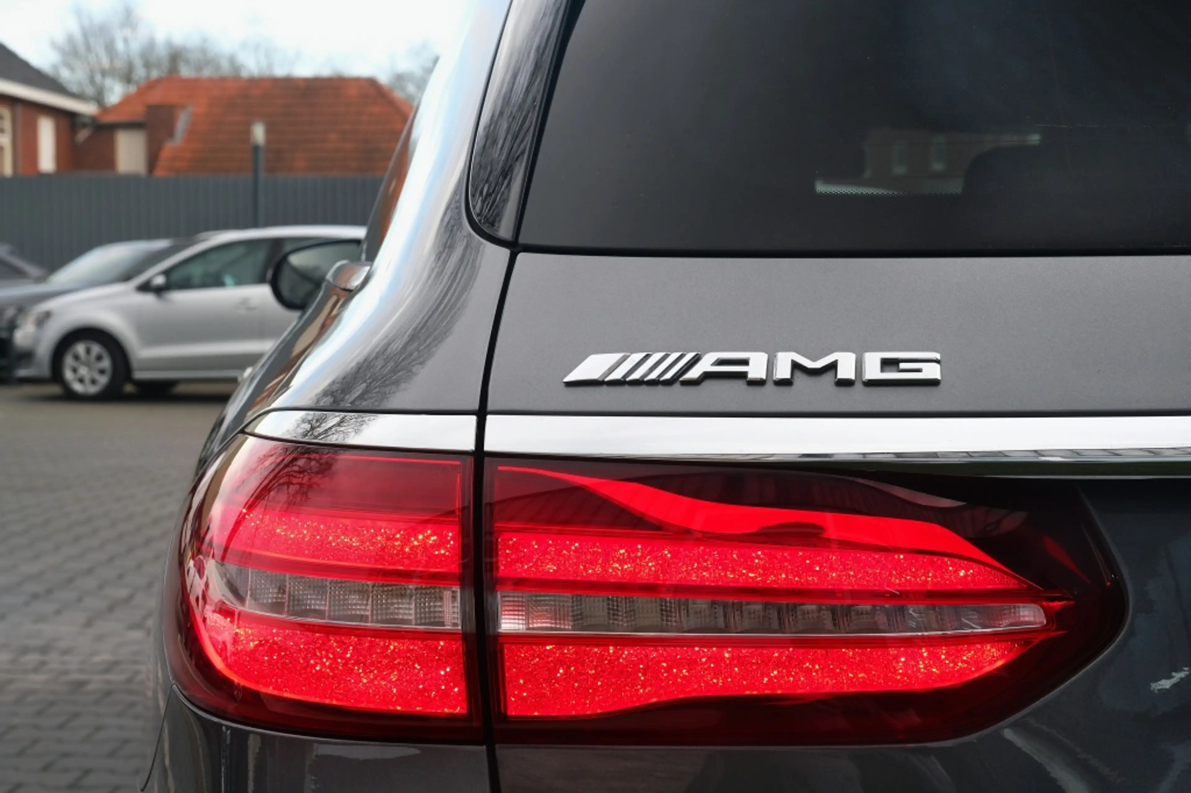 Mercedes-Benz E 250 Estate AMG-Line Burmester, Trekhaak, HUD, Zeer net — photo 14
