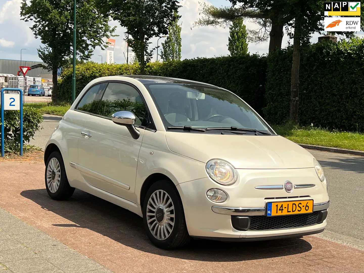 Fiat 500 1.2 Lounge *AUTOMAAT| PANO| AIRCO - 1