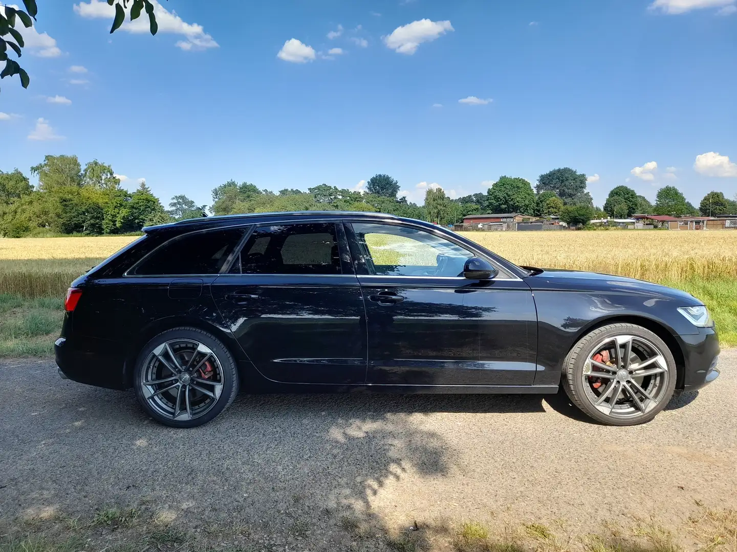 Audi A6 3.0 TDI quattro S tronic Avant. Vollausstattung. Black - 2