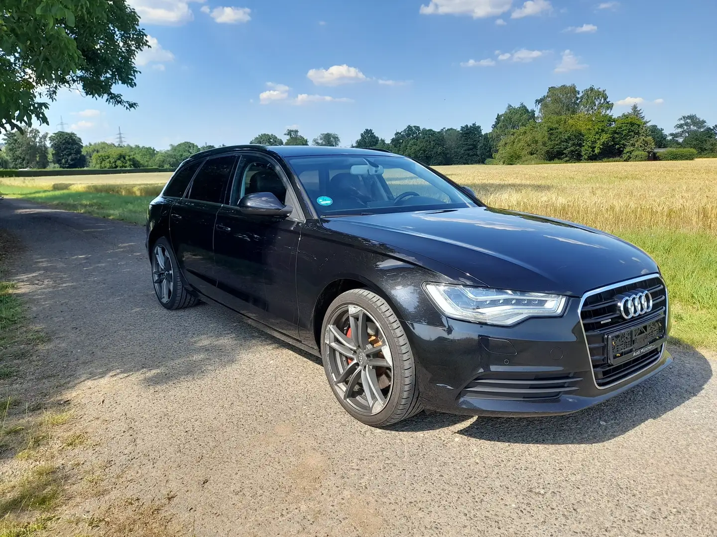 Audi A6 3.0 TDI quattro S tronic Avant. Vollausstattung. Black - 1