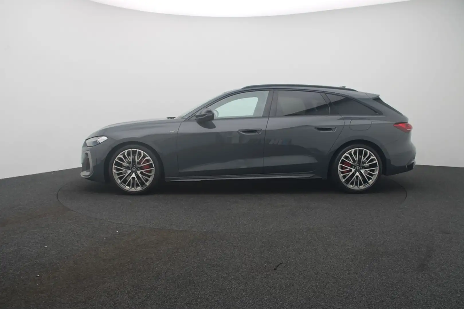 Audi A5 Avant e-hybrid quattro S tronic 367 PS *edition... Grau - 2