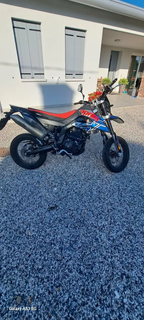 Aprilia SX 125 Nero - 2