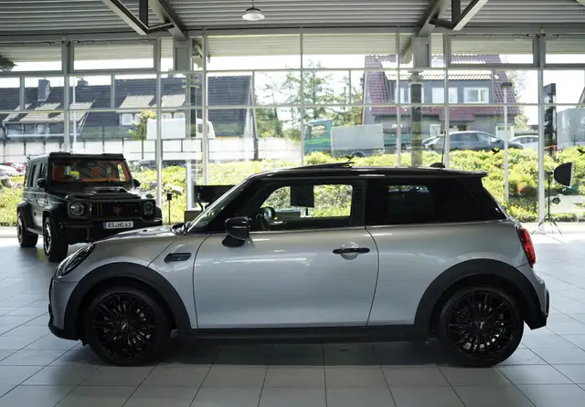 Mini Cooper Cooper view 11
