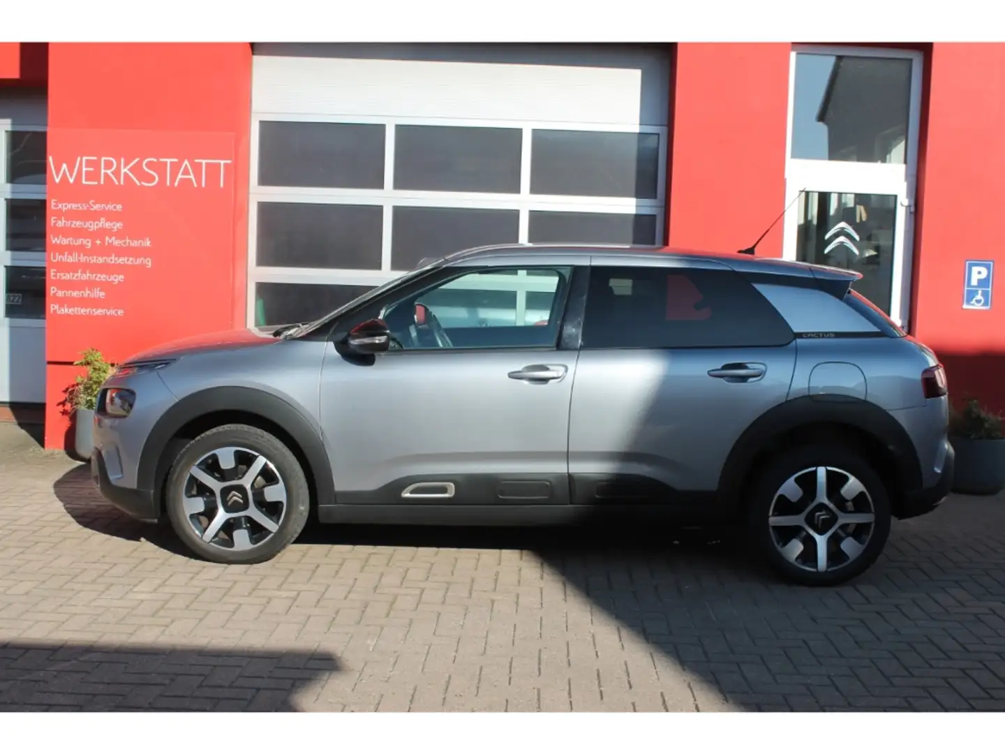 Citroen C4 Cactus Shine PT110 EAT6 Kamera Navi Shz Apple Grau - 2