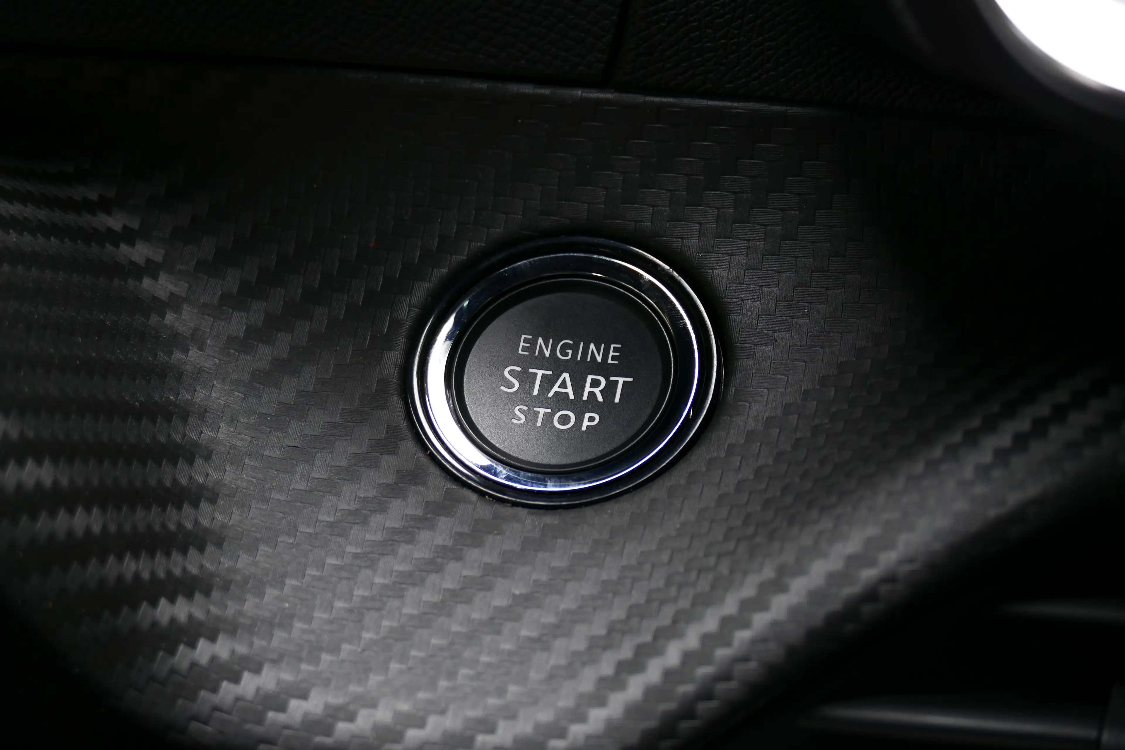 Peugeot e-2008 136PK 50KWH GT / CAMERA V+A / KEYLESS / FULL-LED / — photo 23