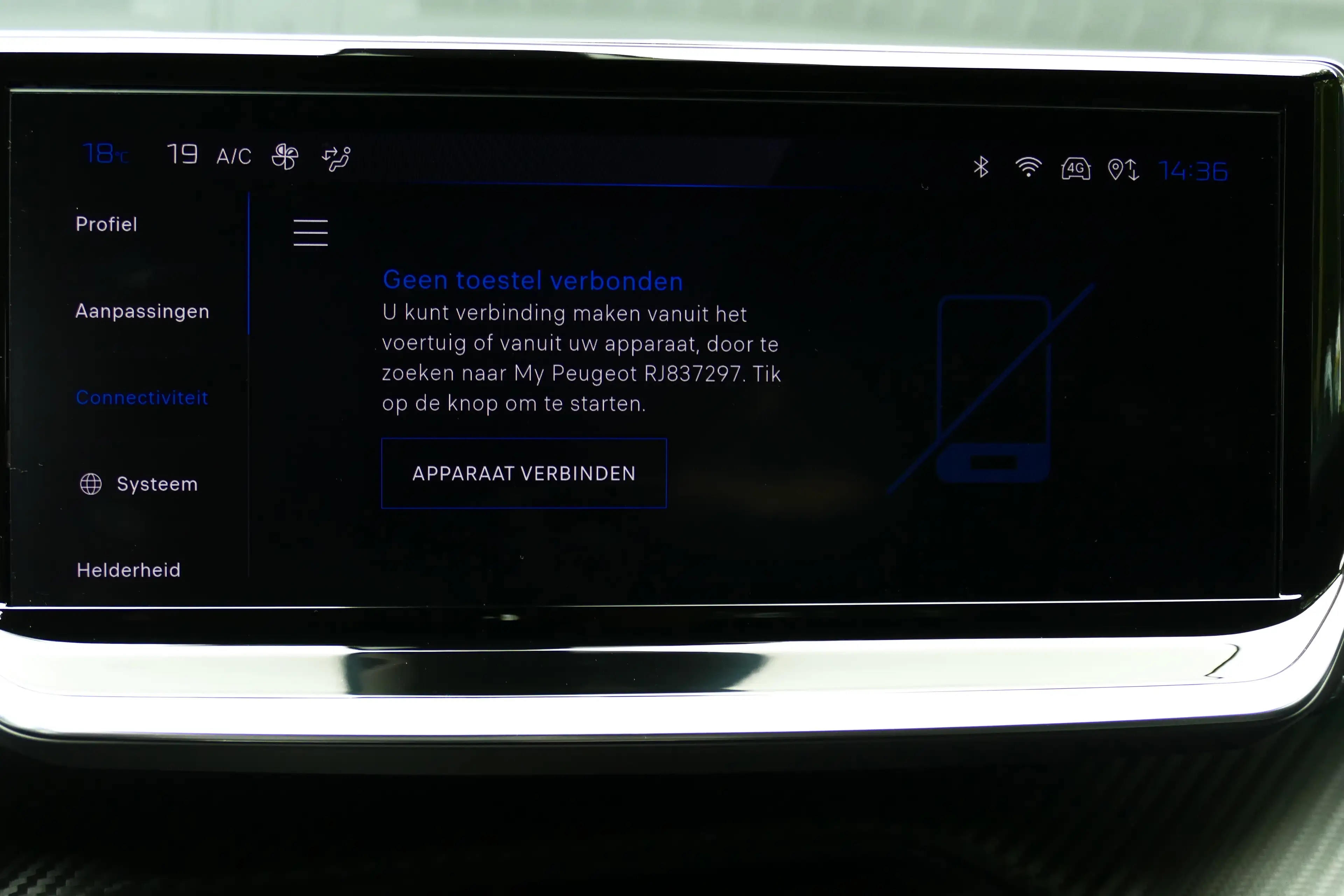 Peugeot e-2008 136PK 50KWH GT / CAMERA V+A / KEYLESS / FULL-LED / — photo 28
