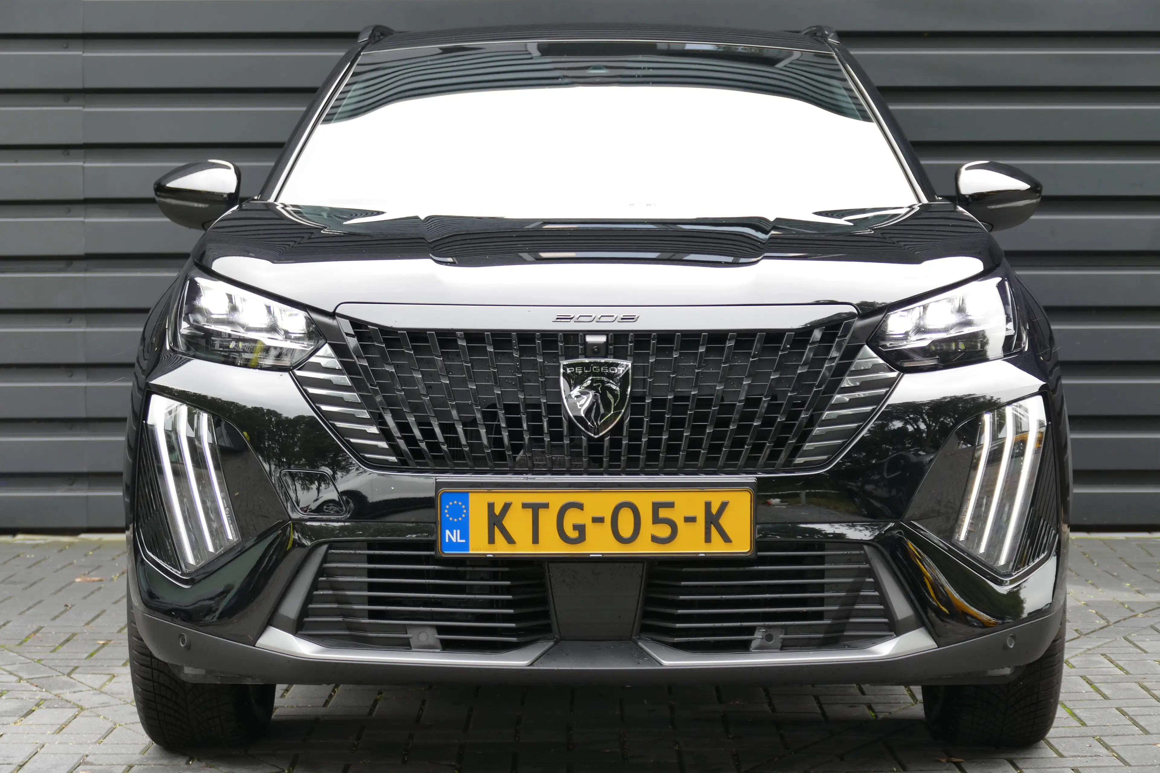 Peugeot e-2008 136PK 50KWH GT / CAMERA V+A / KEYLESS / FULL-LED / — photo 4
