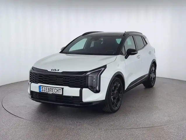 Kia Sportage in White for sale