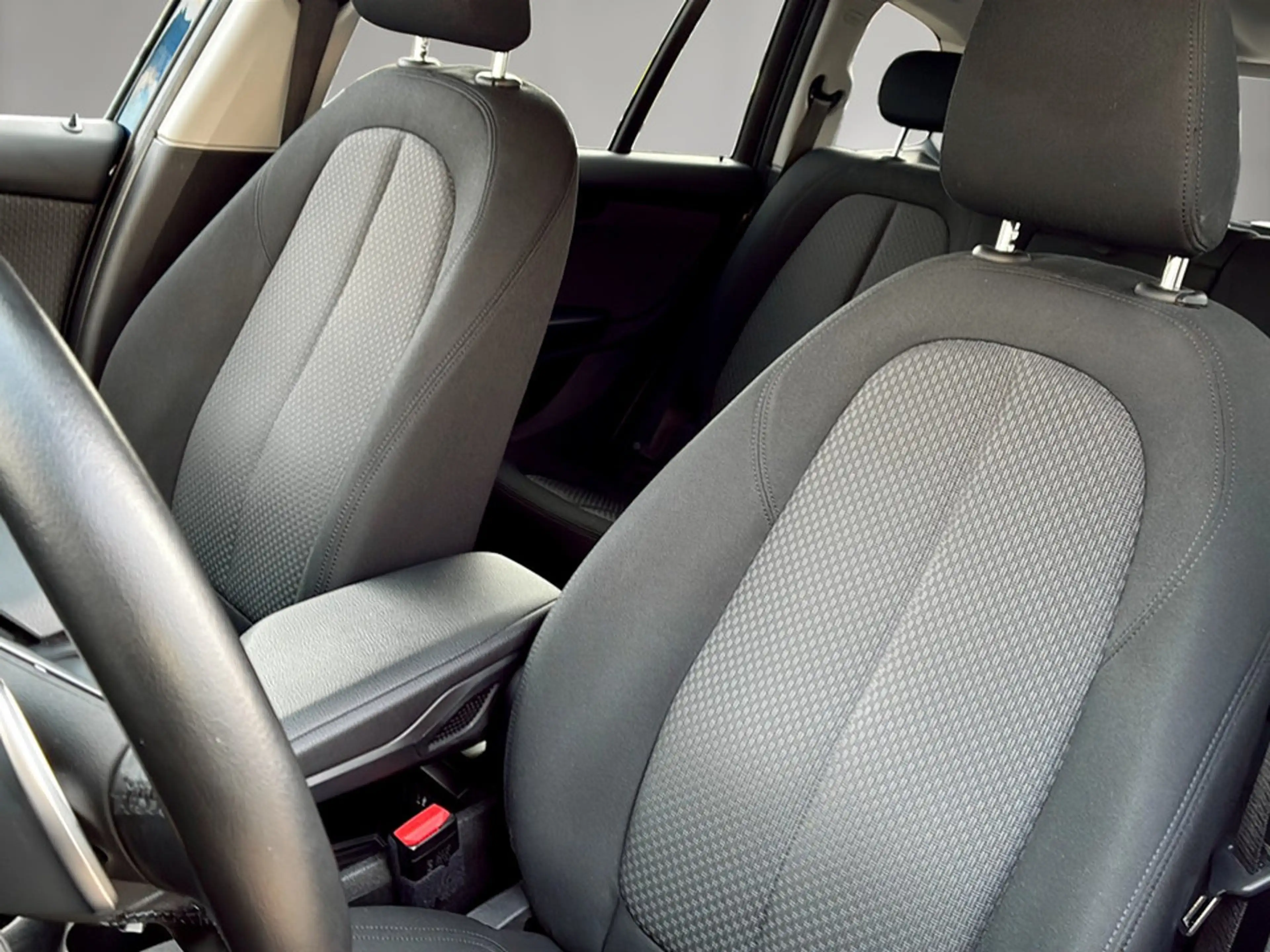 BMW 218 BMW 2 Gran Tourer 218 d Advantage — photo 8