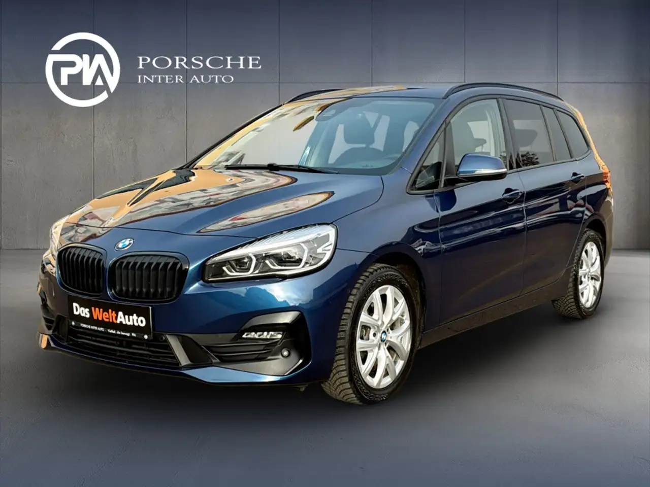 BMW 218
