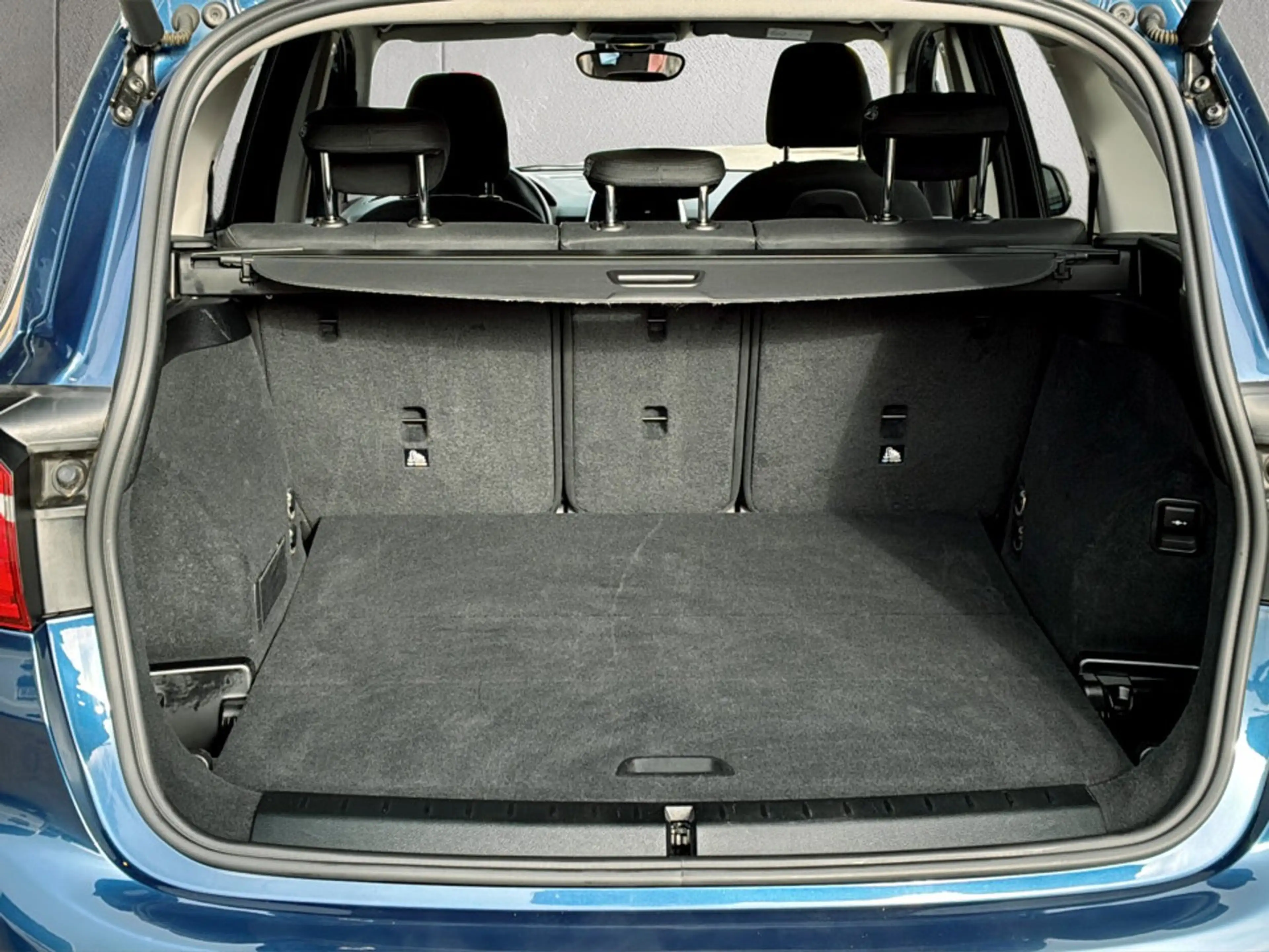 BMW 218 BMW 2 Gran Tourer 218 d Advantage — photo 13