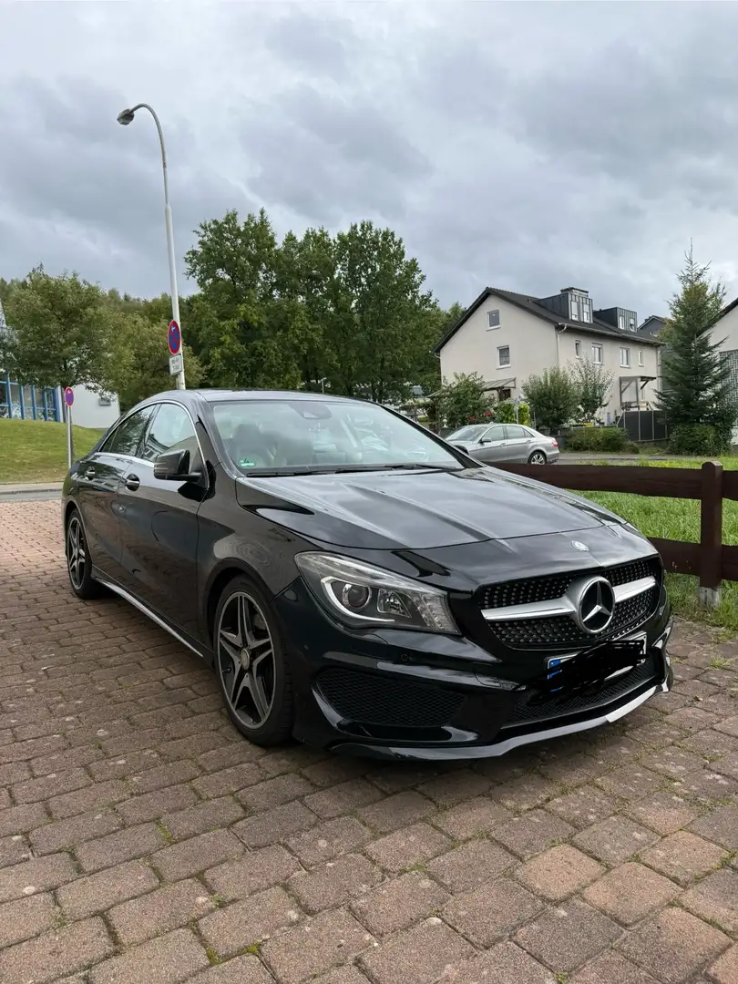Mercedes-Benz CLA 220 CLA 220 CDI / d 4Matic (117.305) Schwarz - 1