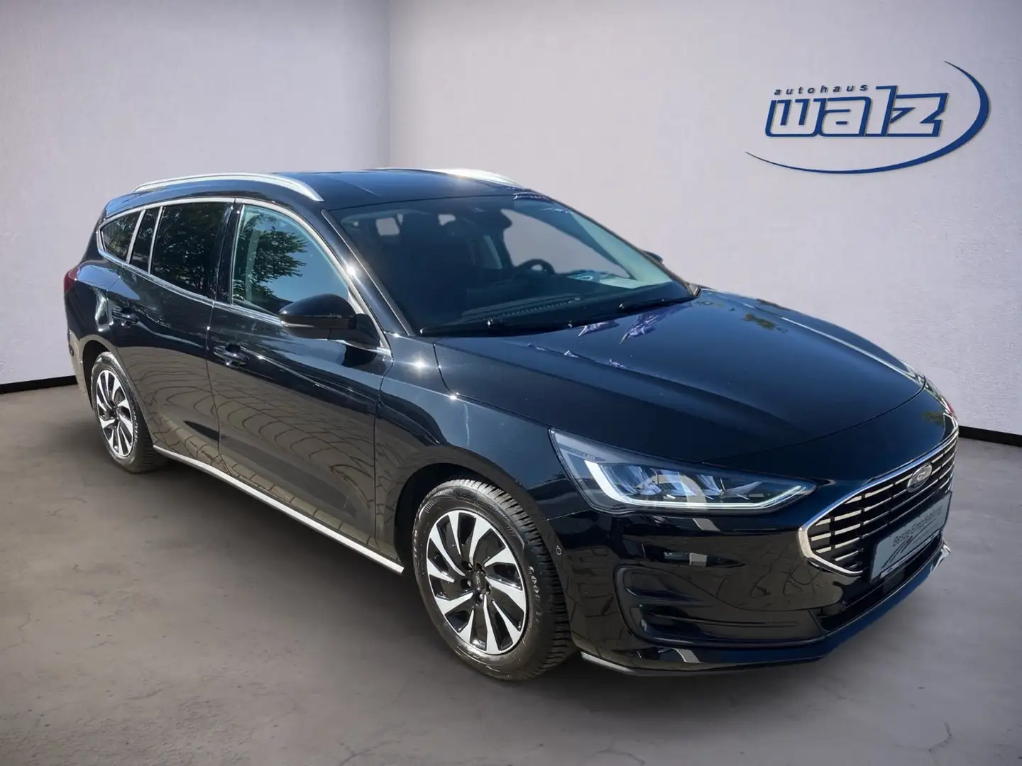 Ford Focus Turnier 1.0i Automatik Titanium TOP-Ausstattung Nero - 2