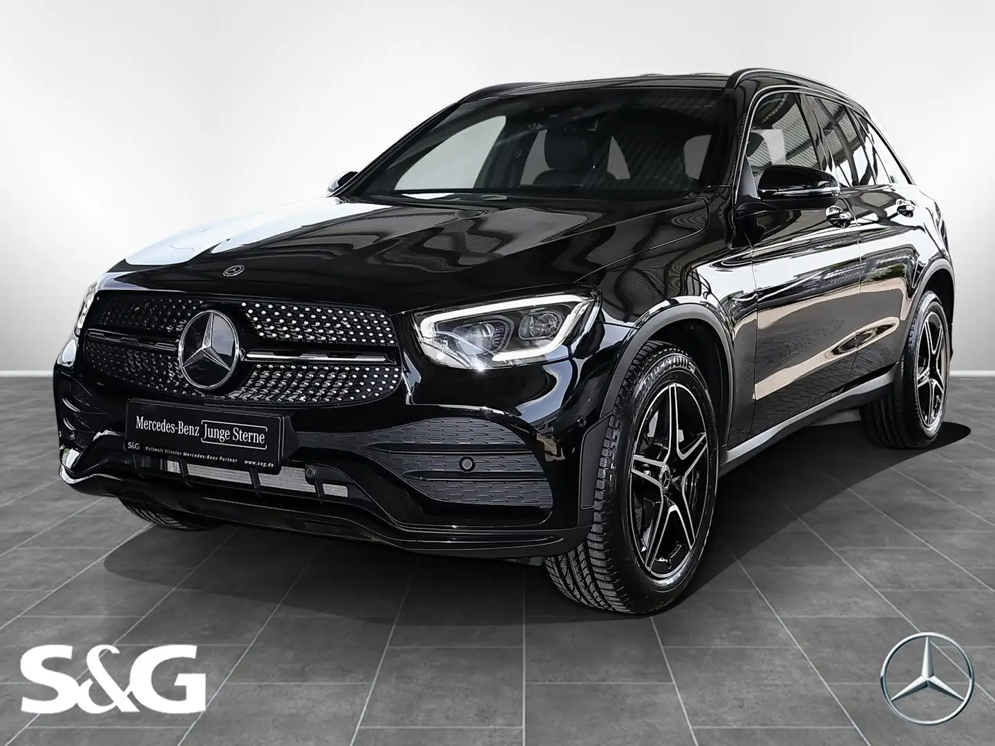 Mercedes-Benz GLC 300 d 4M AMG CARPLAY+KAMERA+NIGHT PAKET+19" Black - 1