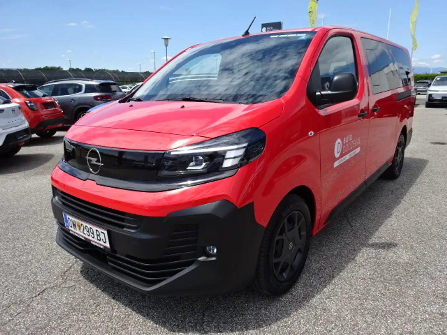 Opel Vivaro Kombi 2,0 Diesel S&S XL Aut. Rot - 2