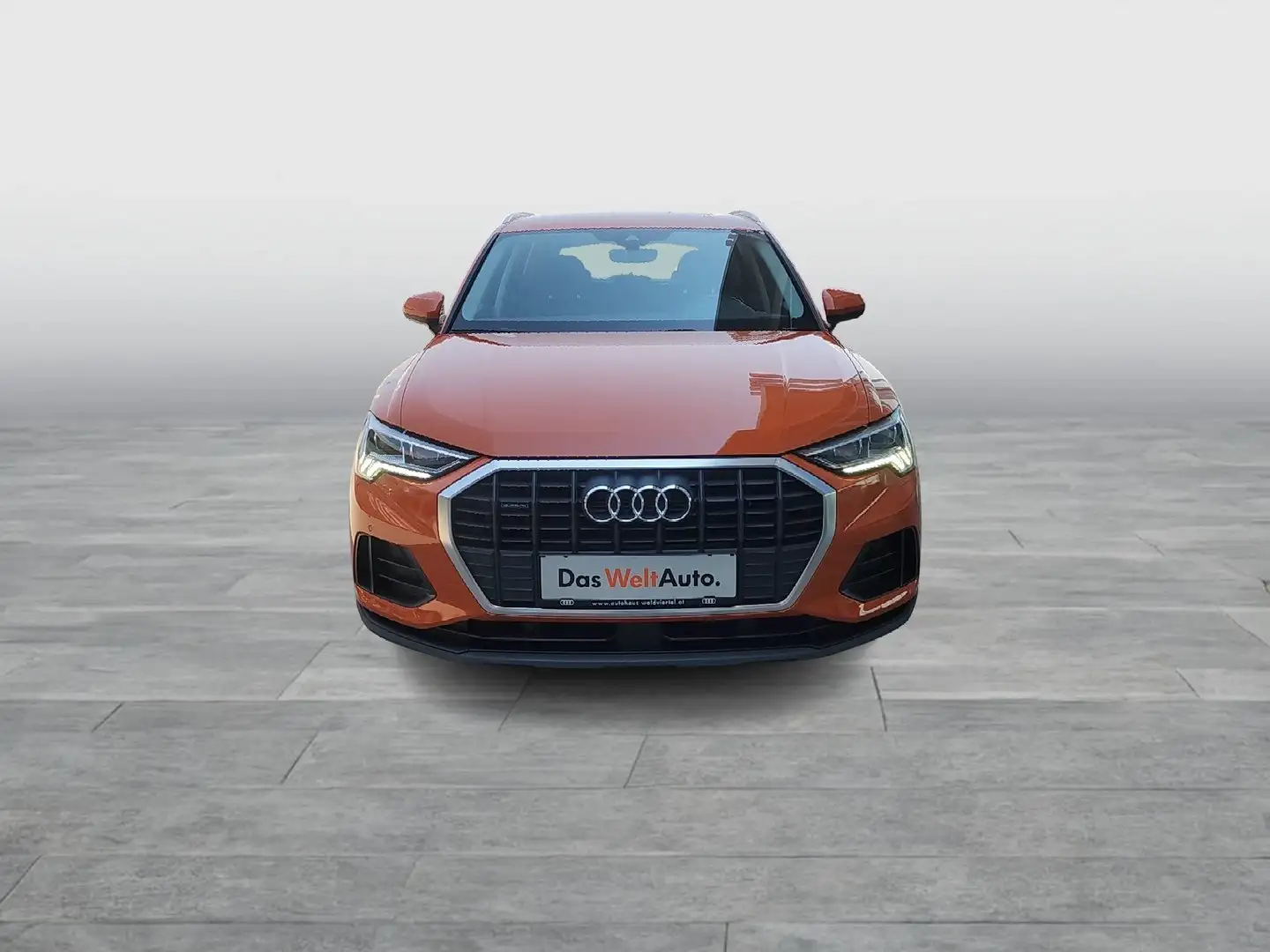 Audi Q3 40 TFSI quattro Orange - 2