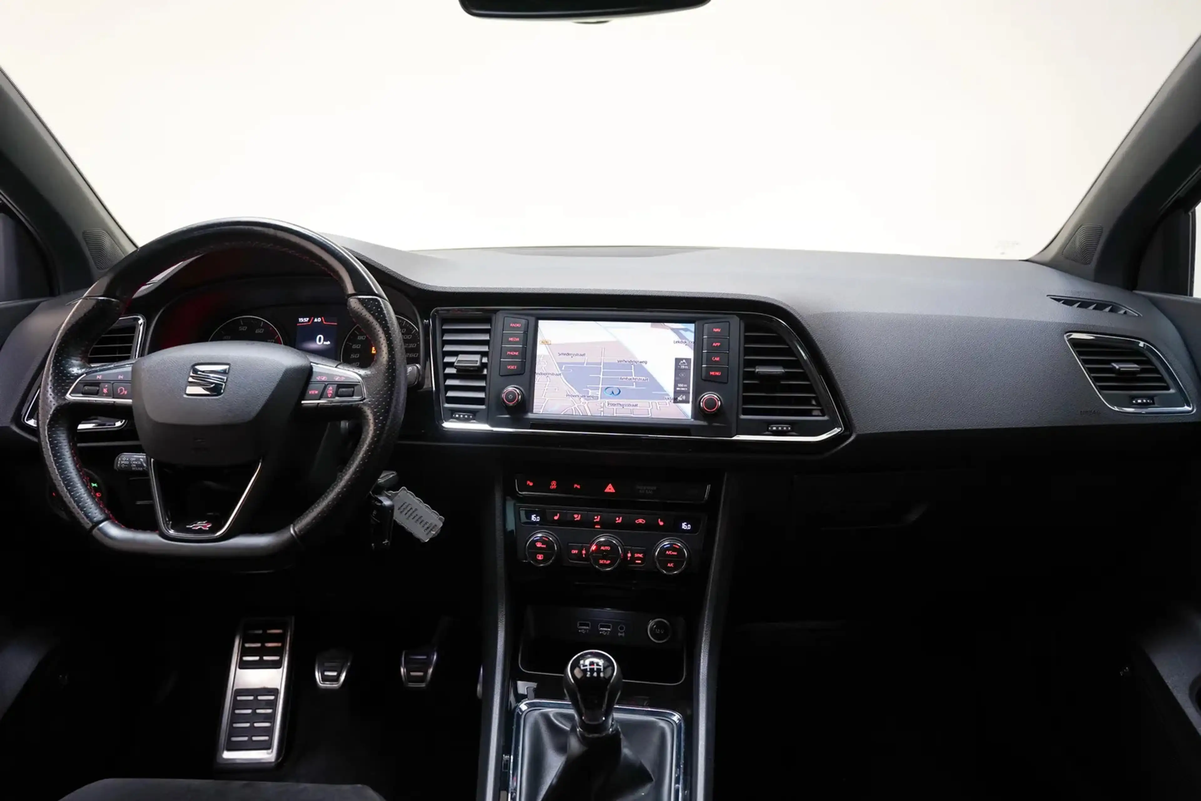 SEAT Ateca 1.5 TSI FR Bisiness Intense [ Camera Navi Apple/An — photo 4
