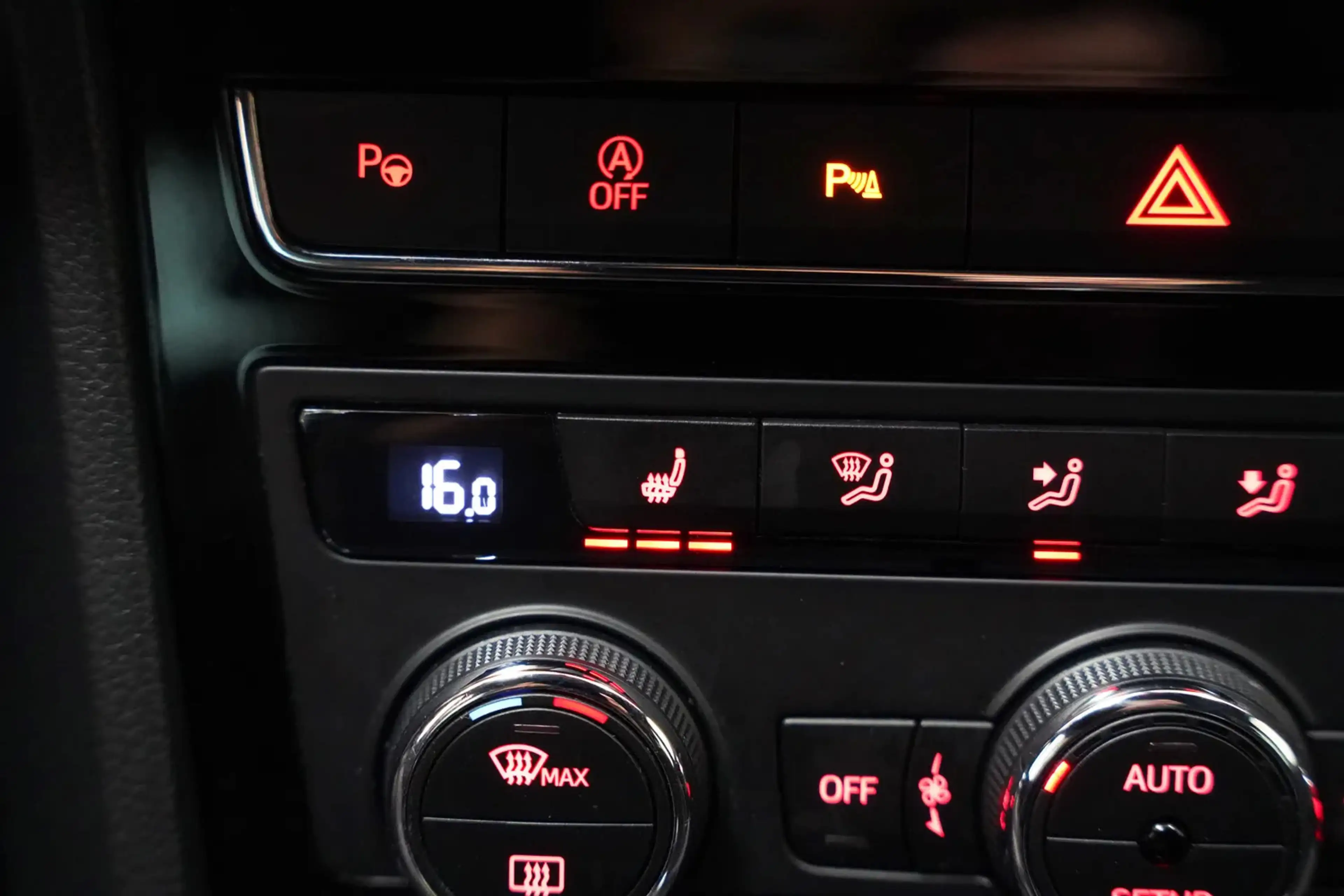 SEAT Ateca 1.5 TSI FR Bisiness Intense [ Camera Navi Apple/An — photo 13