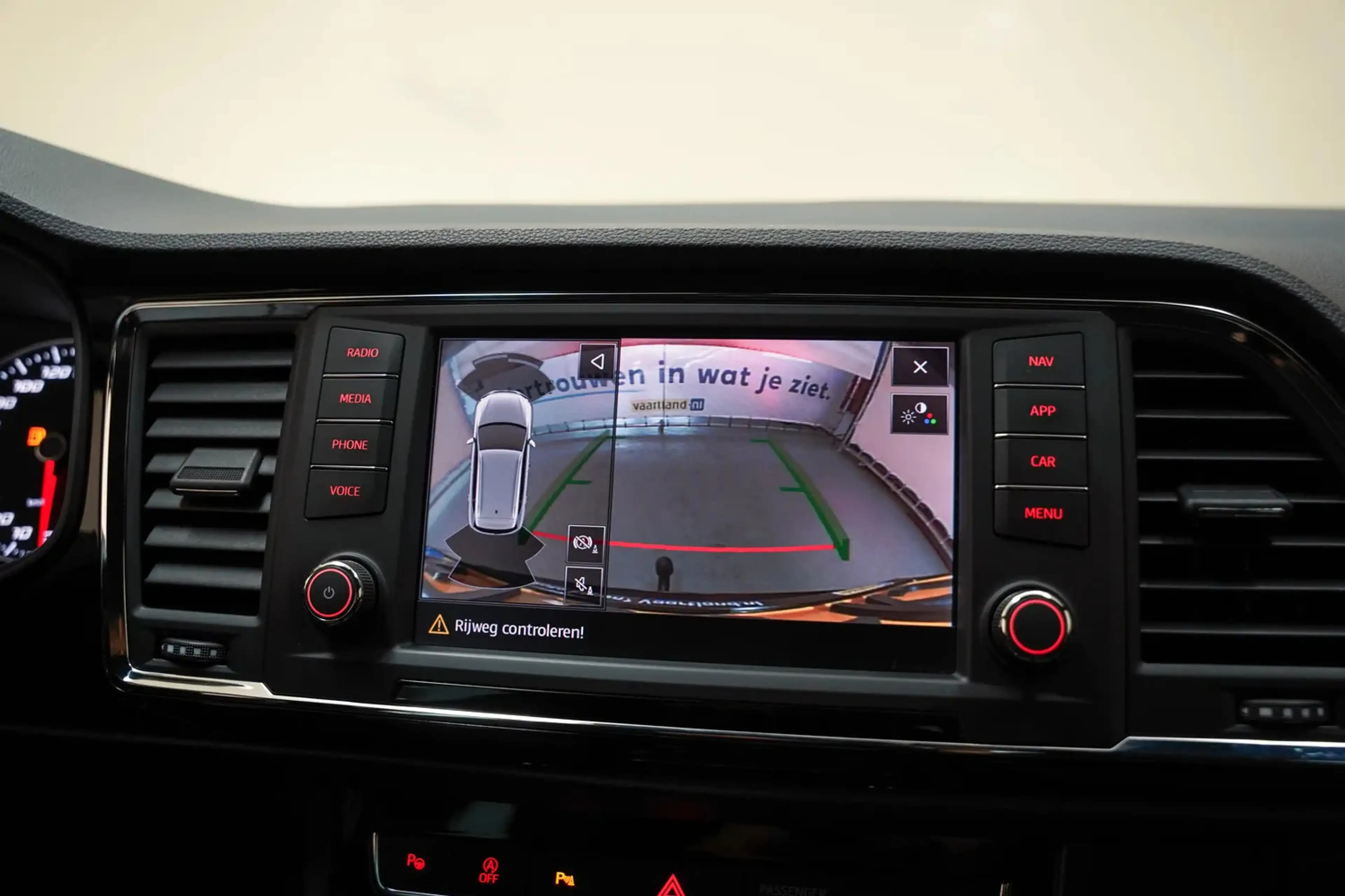 SEAT Ateca 1.5 TSI FR Bisiness Intense [ Camera Navi Apple/An — photo 8