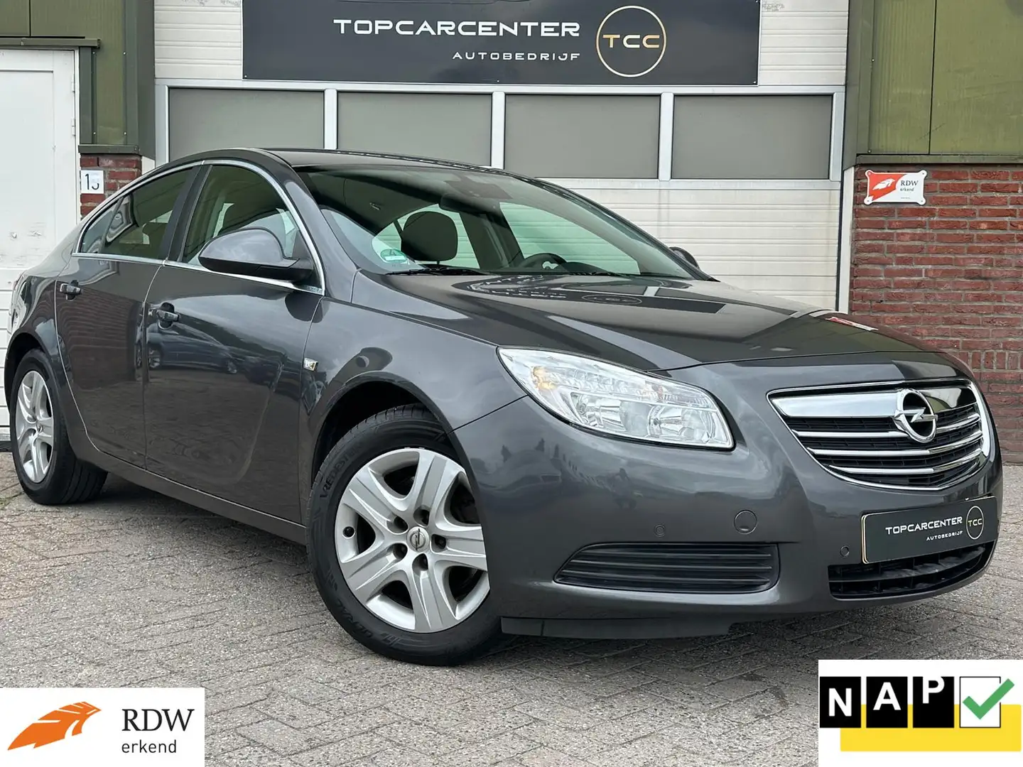 Opel Insignia 1.6 T Edition/AIRCO/TREKH/PAKRS/NAVI/APK/NAP Grijs - 1