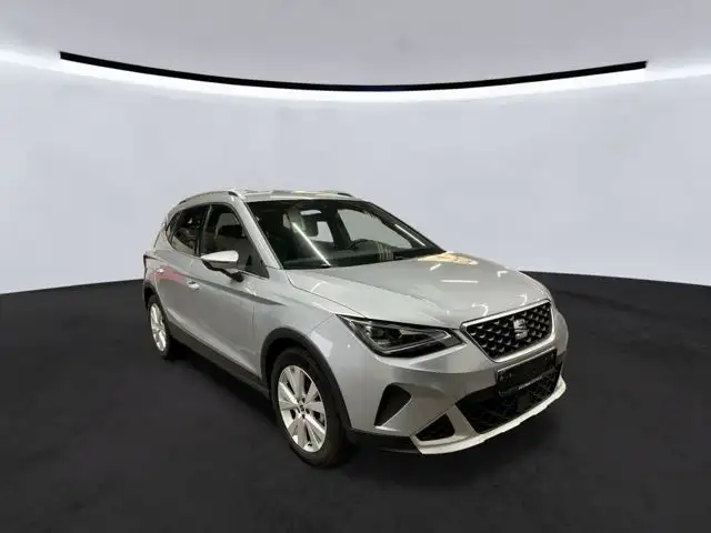 Seat Arona view 6