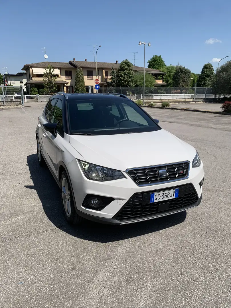SEAT Arona 1.0 tgi FR 90cv - 1