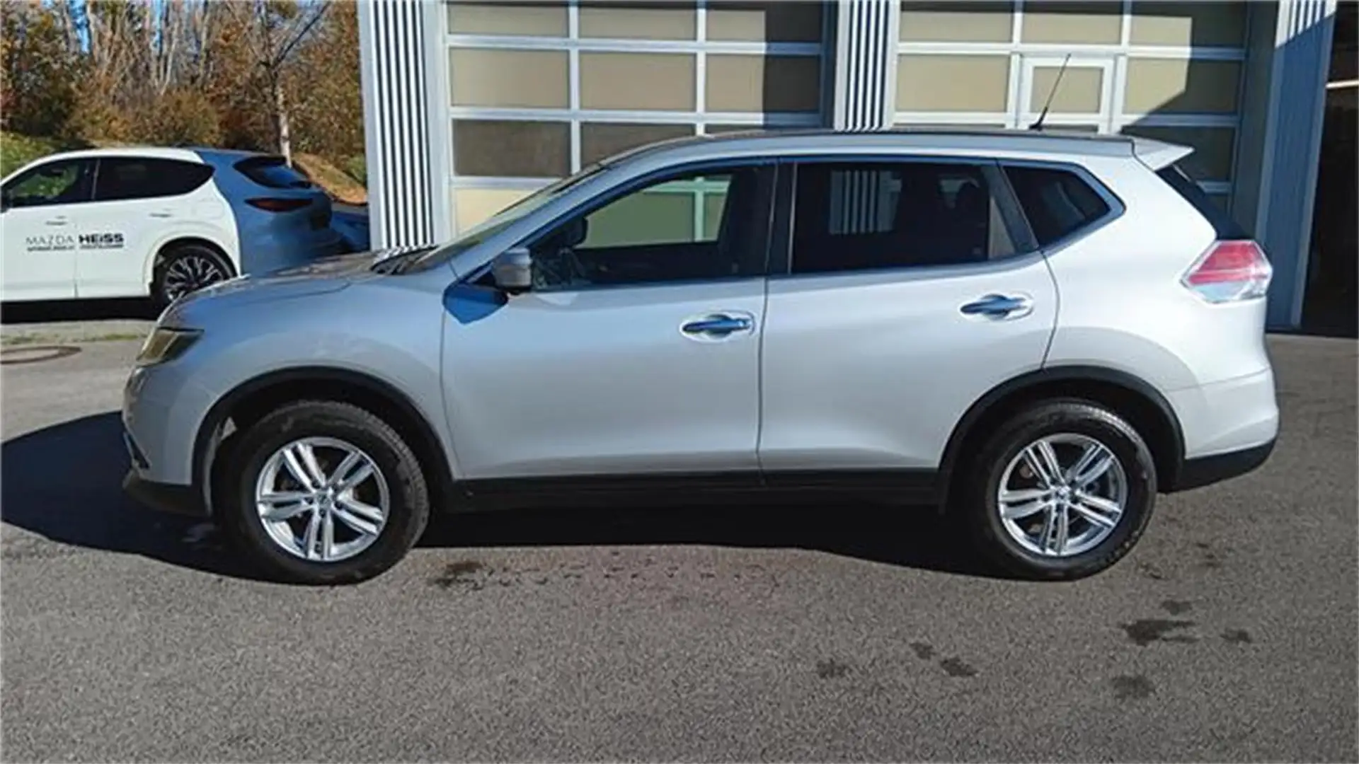 Nissan X-Trail X-TRAIL 1,6dCi Acenta 360° Arround View Monitor - Silber - 2