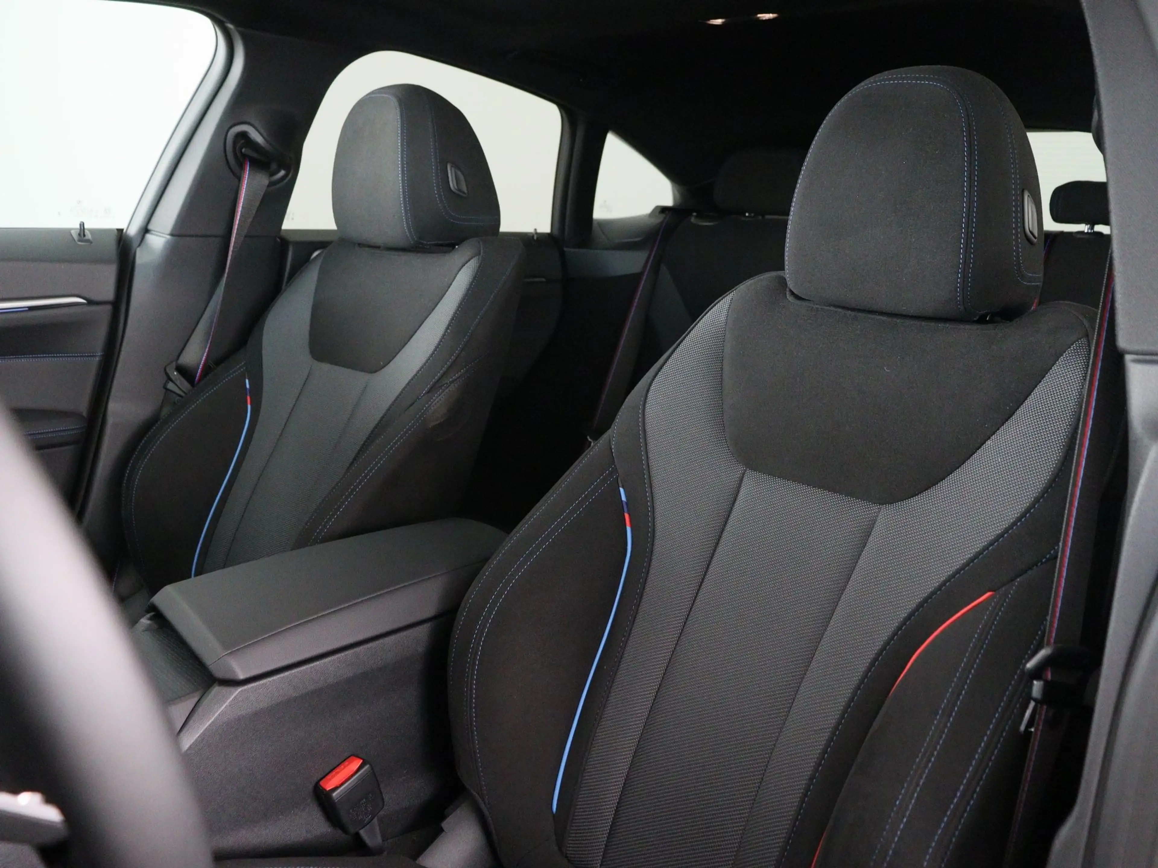BMW i4 M60 xDrive Gran Coupé Accu conditie 99% — photo 7