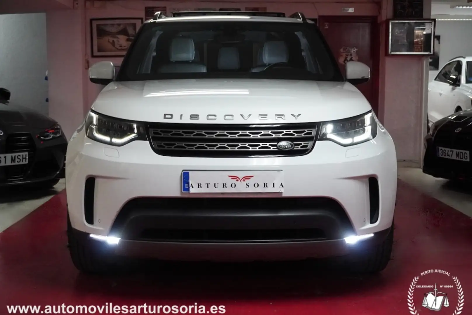 Land Rover Discovery 2.0SD4 SE Aut. Weiß - 2