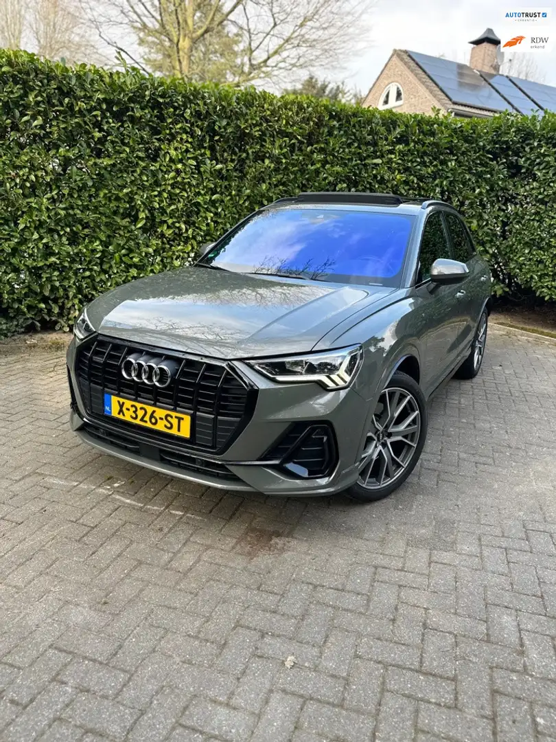 Audi Q3 40 TDI quattro S Line edition one pano virtual 3x Gris - 1