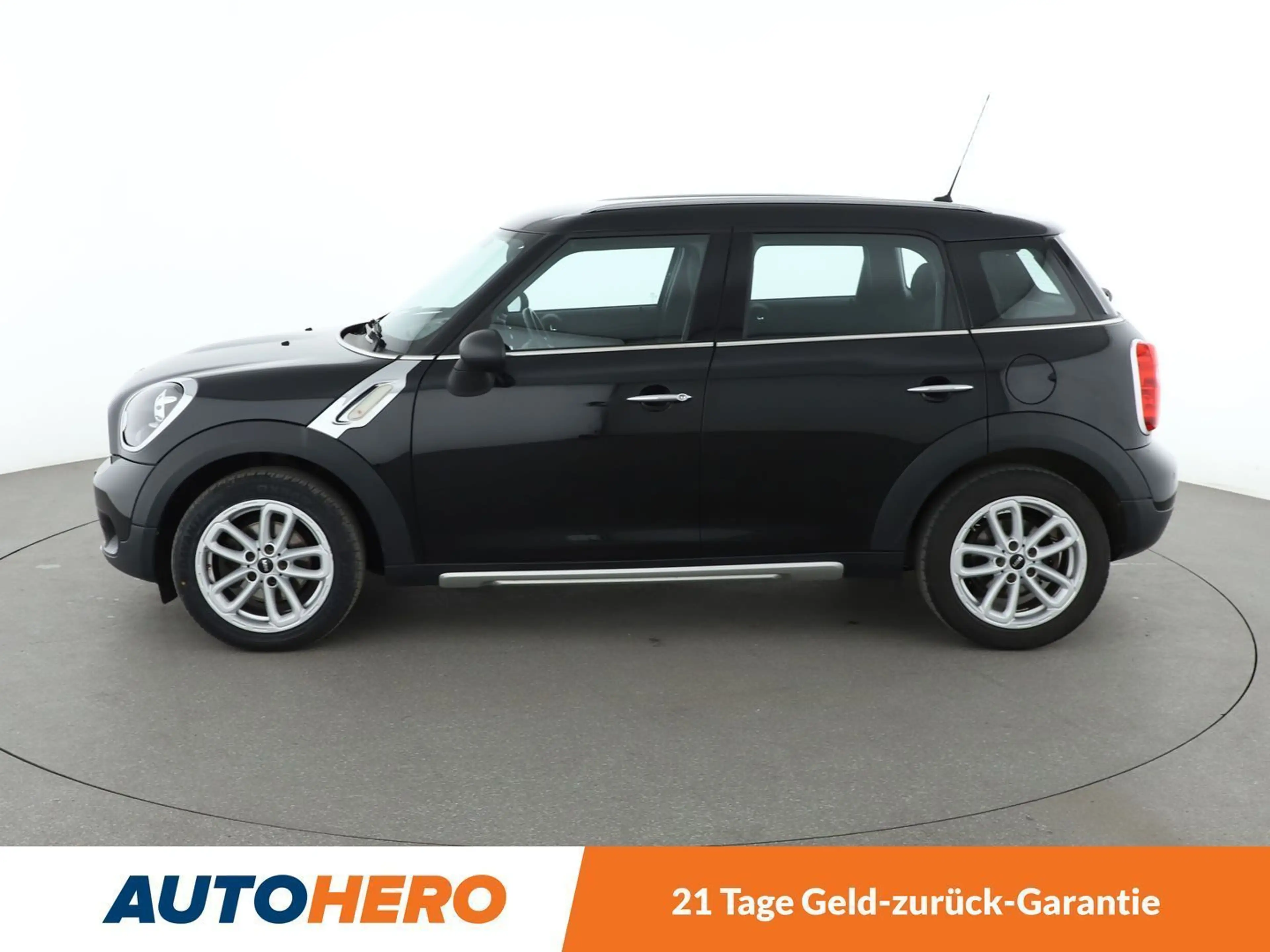 MINI One Countryman One*XENON*TEMPO*PDC*SHZ*KLIMA*GARANTIE* — photo 3