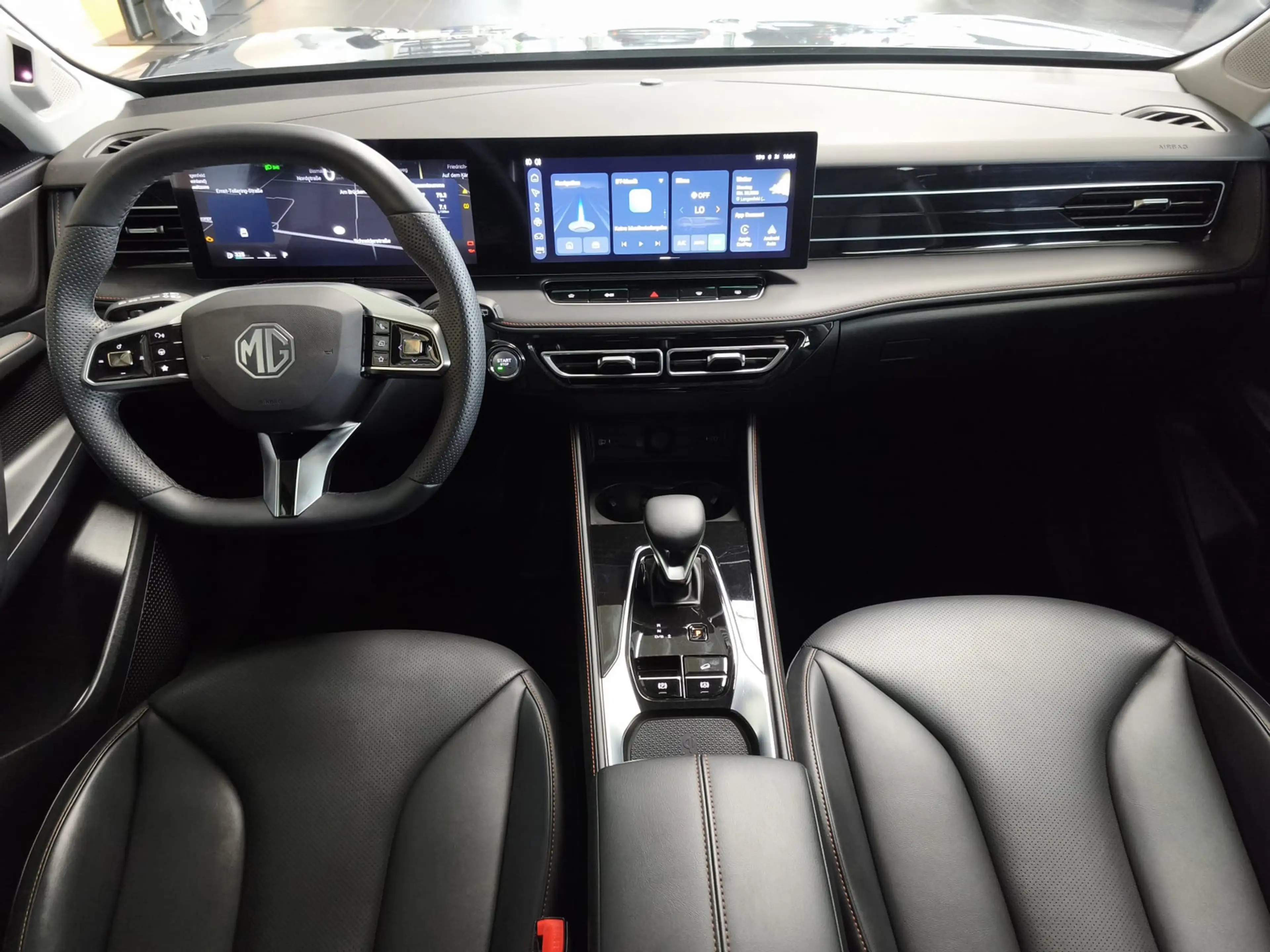 MG HS 1.5 T GDI 125 kW Luxury Aut./LED/LEDER/|360° — photo 13