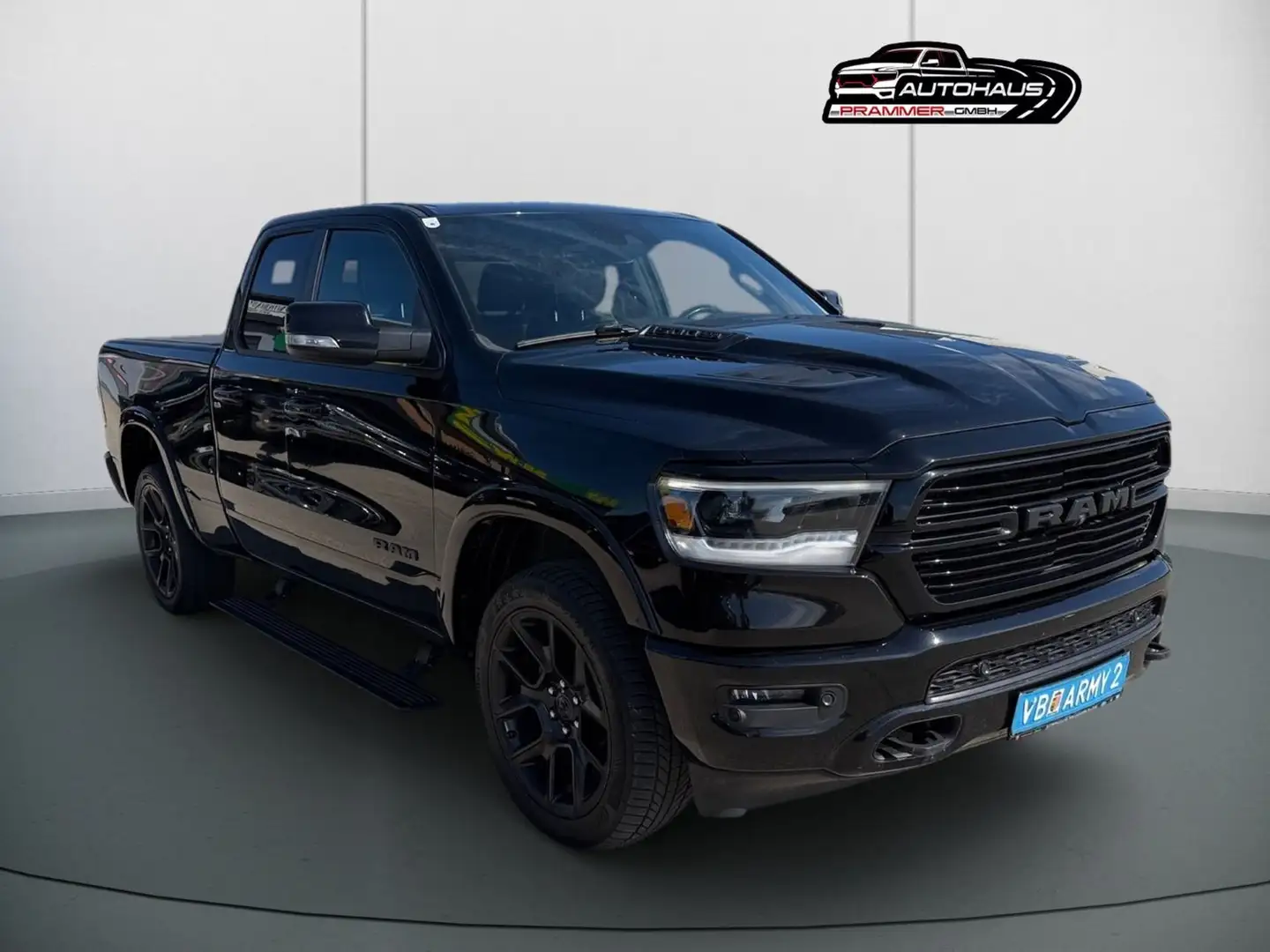 RAM 1500 Quad Cab Long Bed Schwarz - 2