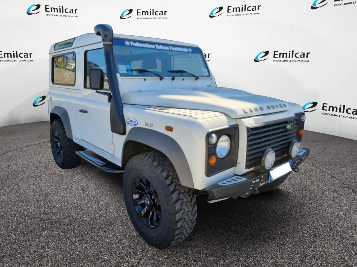 Land Rover Defender 90 SW 2.4 TD SE Blanc - 2