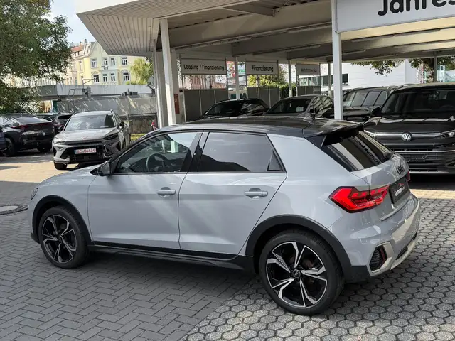Audi A1 view 12