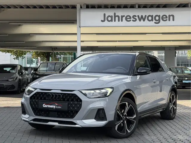 Audi A1 view 2