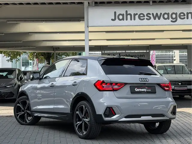 Audi A1 view 3