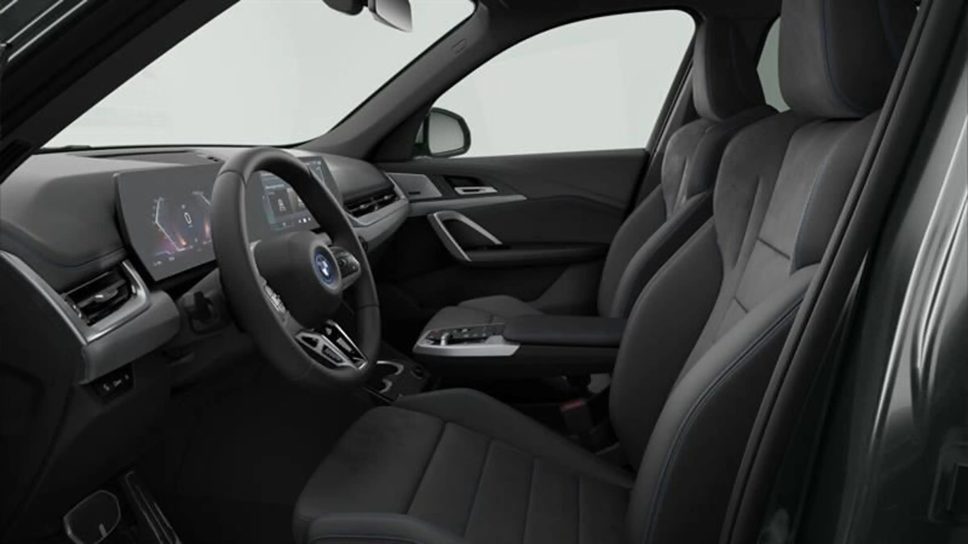 BMW iX1 M Sport — photo 10