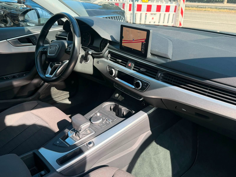 Audi A4 Lim. *LED*Temp*Automatik*Keyless*AHK — photo 7