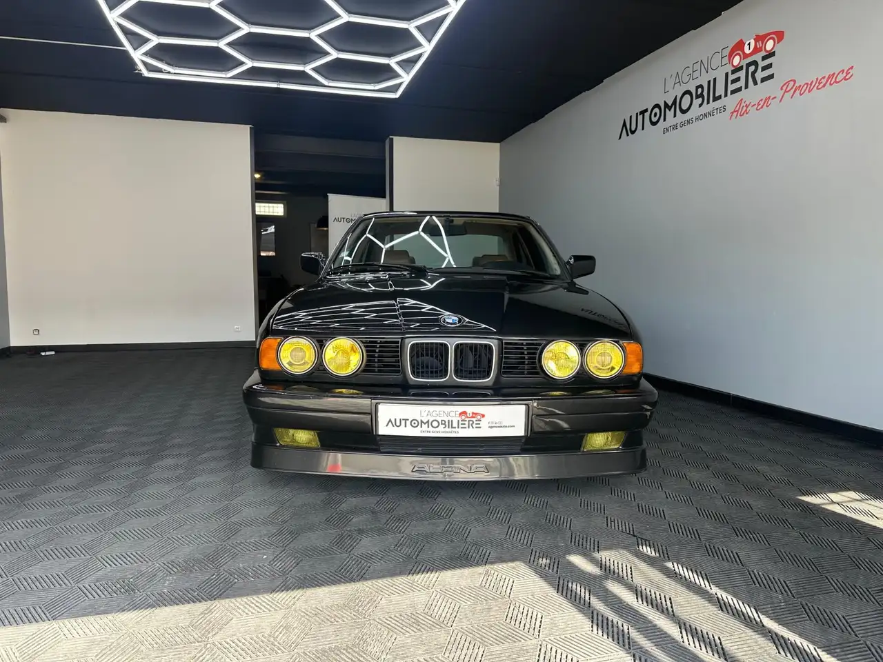 BMW 535 (E34) BERLINE 535i 3.4 211 Ch, foto 8