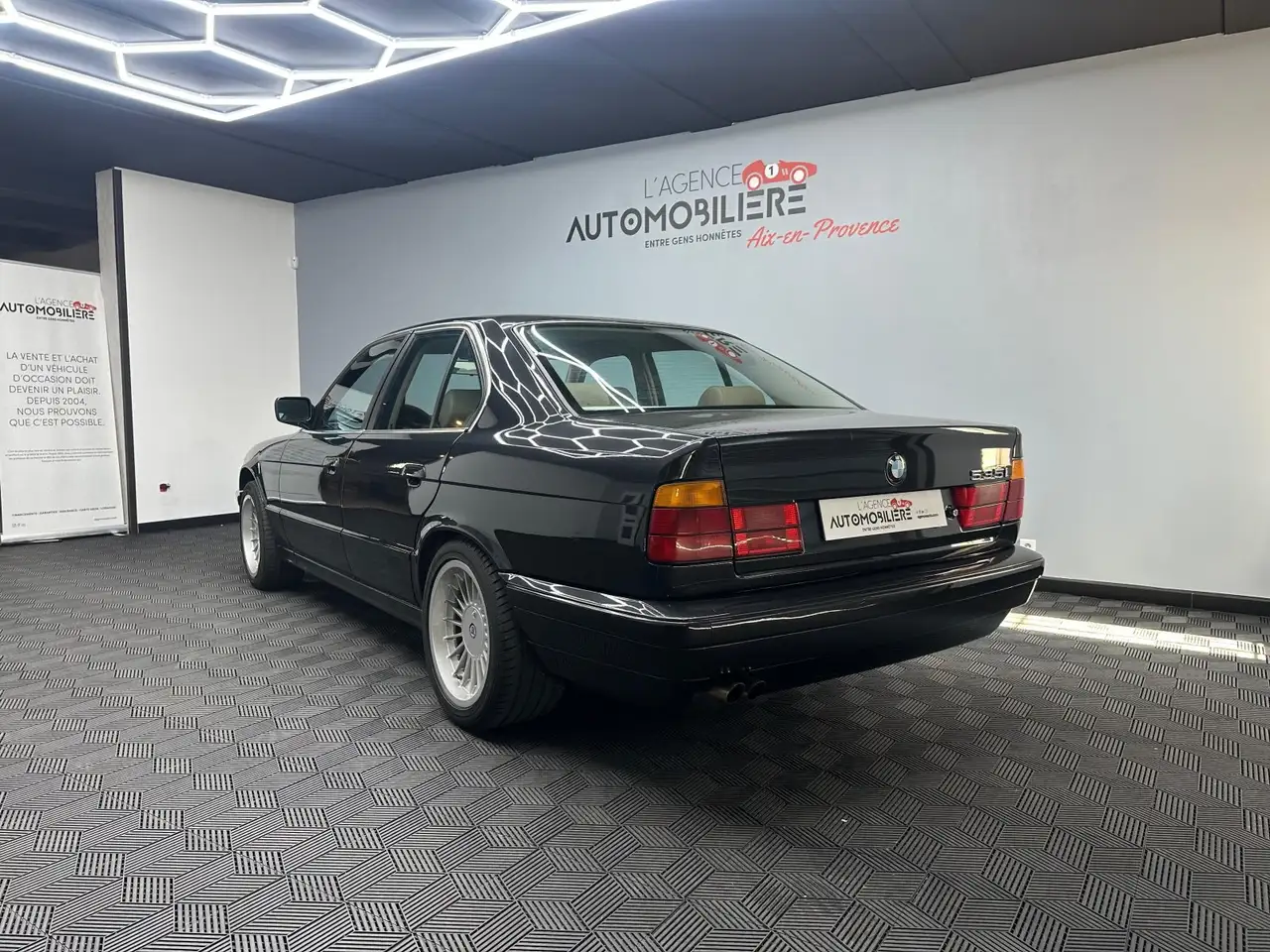 BMW 535 (E34) BERLINE 535i 3.4 211 Ch, foto 5