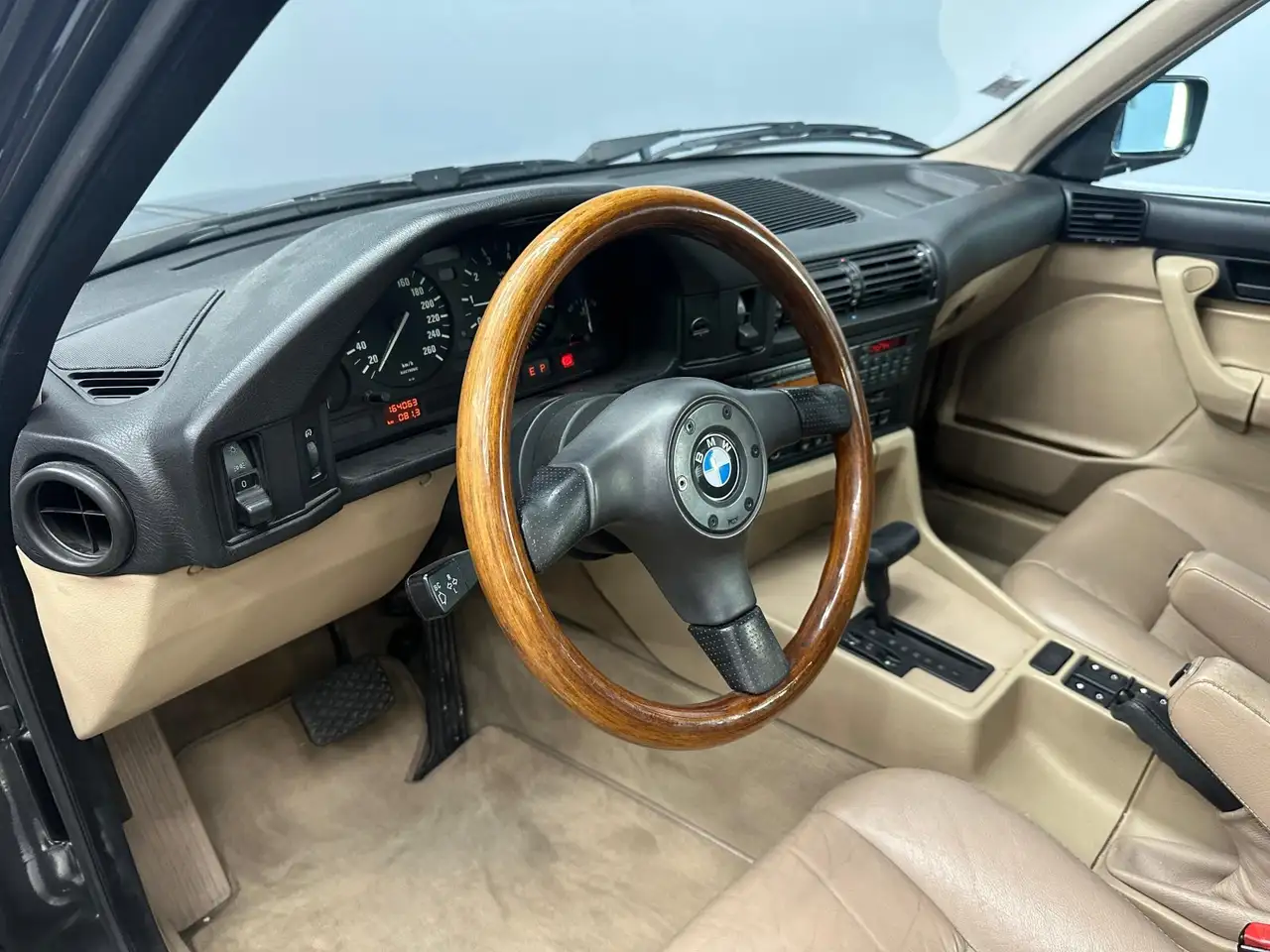 BMW 535 (E34) BERLINE 535i 3.4 211 Ch, foto 11