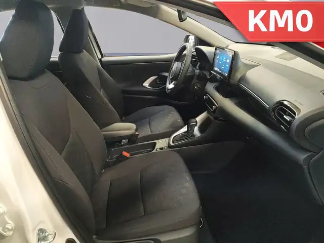 Toyota Yaris view 14
