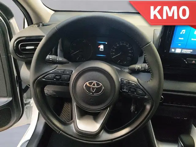Toyota Yaris view 12