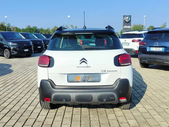 Citroen C3 Aircross view 8